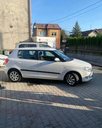 Skoda Fabia cena 15000 przebieg: 256800, rok produkcji 2012 z Knurów małe 92